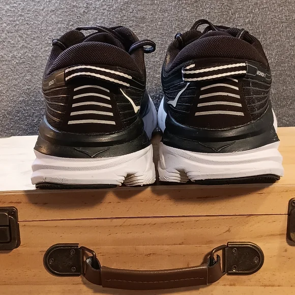Hoka One One Women's Bondi 7 Running Shoes, Size 10 - Picture 4 of 11
